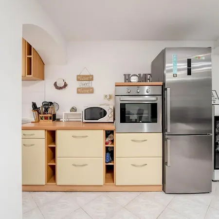 Adriatic Apartman